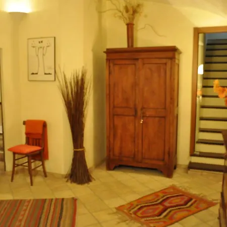 Onofrio Flat-2